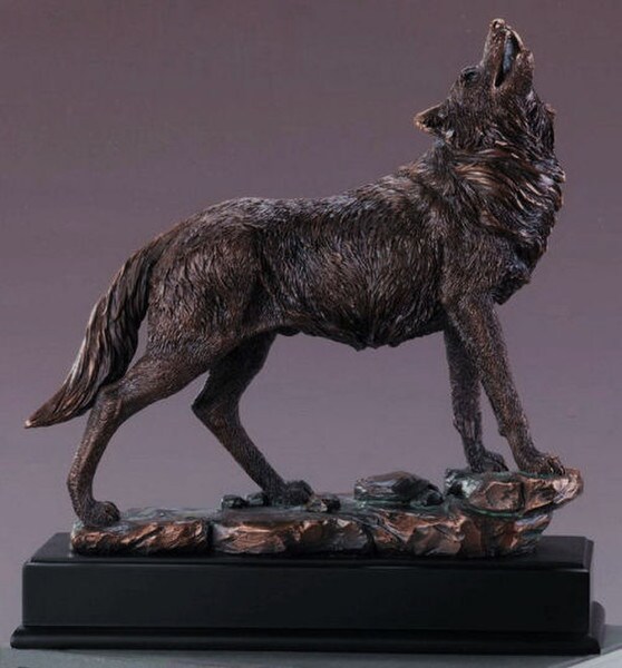 Howling Wolf at the Moon Figurine Sculpture bronze statue high end